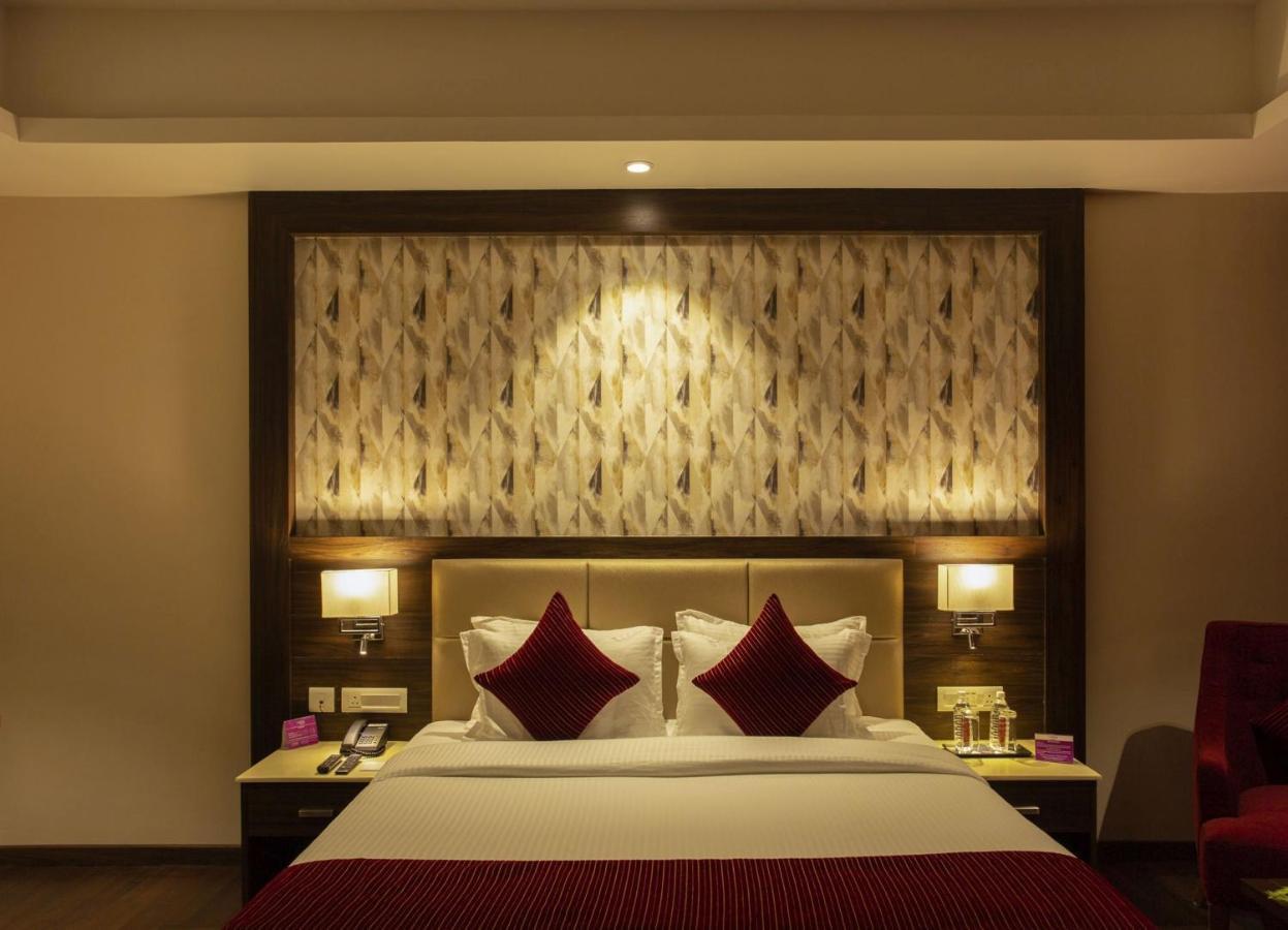 Sarovar Portico, Сомнатг Екстер'єр фото