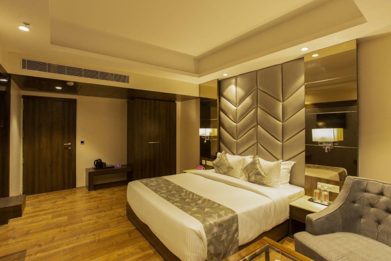 Sarovar Portico, Сомнатг Екстер'єр фото