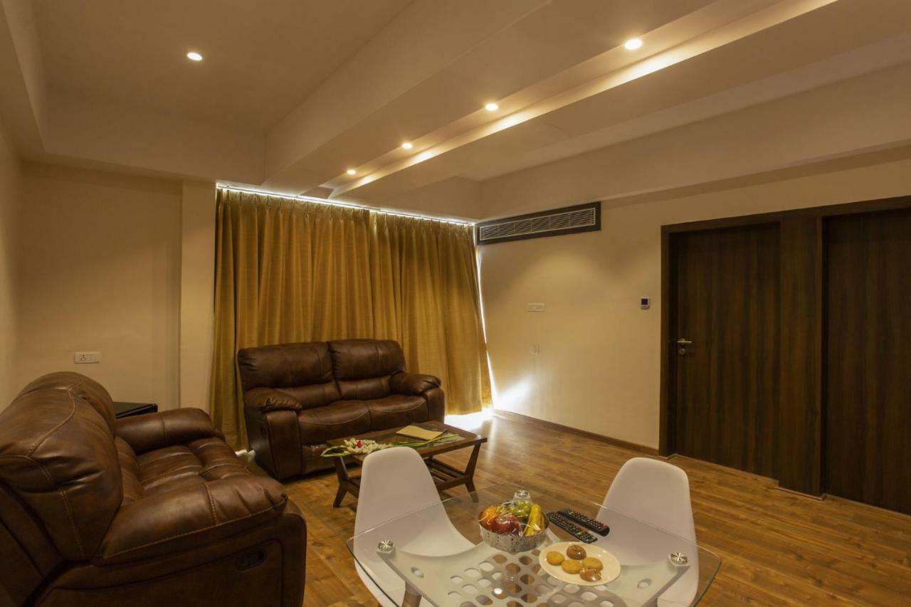 Sarovar Portico, Сомнатг Екстер'єр фото